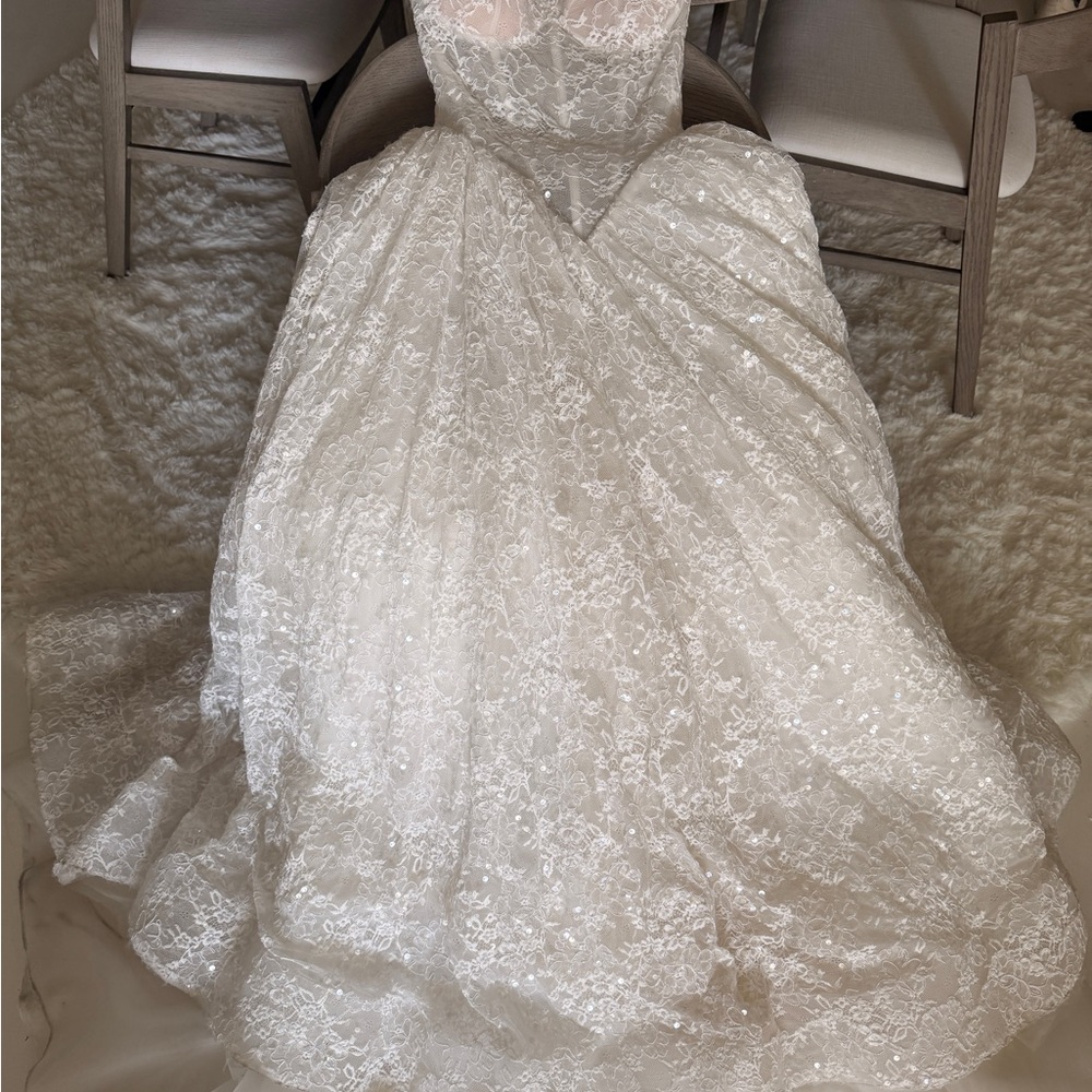 S26 Dimitrius Dalia Wedding Dress